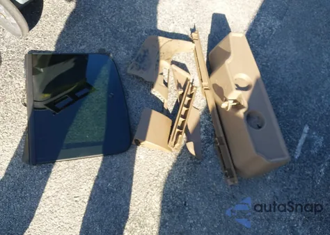 1999 Chevrolet S-10 Ls z USA, uszkodzony, nr VIN 1GCCS19W4XK145044